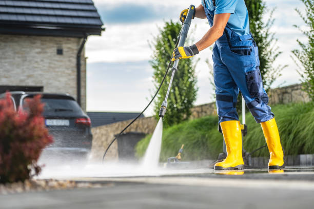 Post-Construction Pressure Washing in Westmont, CA